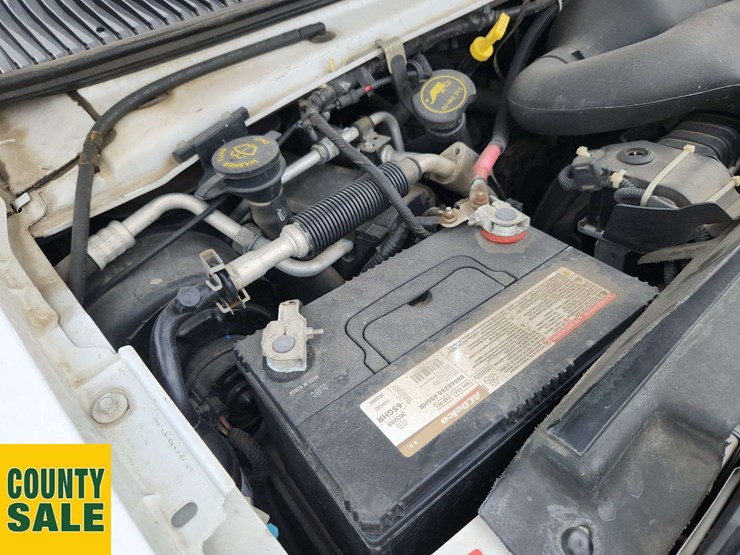 2017-ford-e450-image-37
