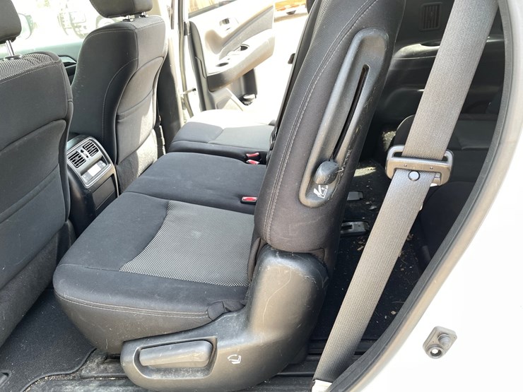2017-nissan-pathfinder-image-33