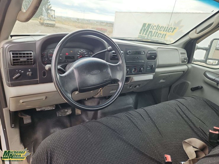 2006-ford-f450-xl-image-16