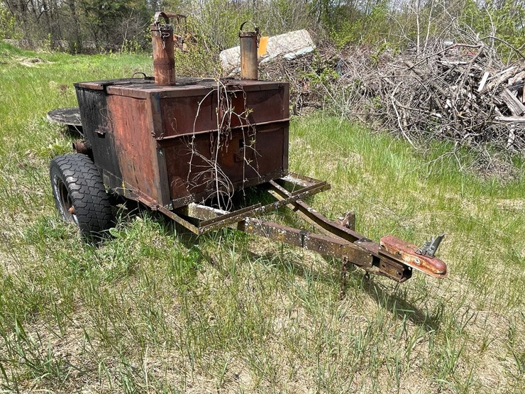 #2873-•-tar-kettle-on-trailer-(or)-image-8