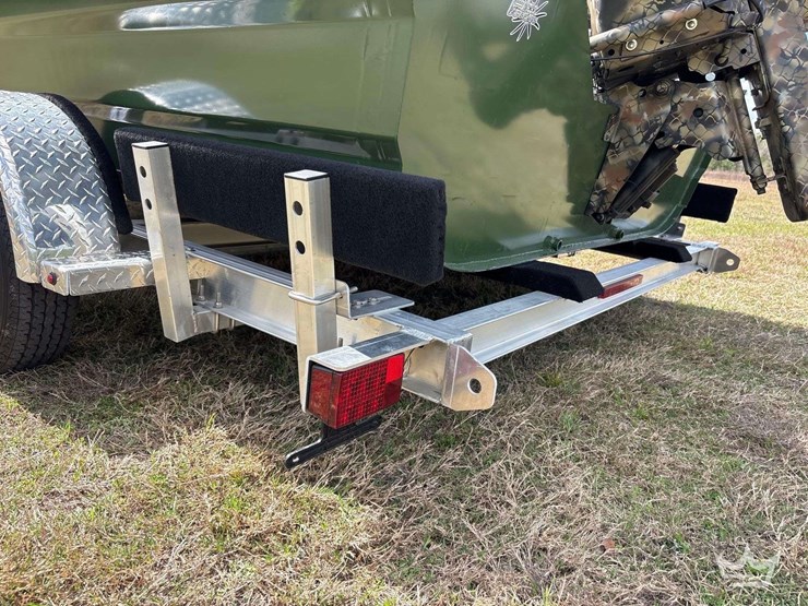 2024-14ft-pairboat-flat-bottom-mud-boat-image-36