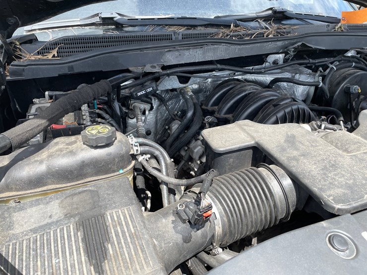 2015-chevrolet-silverado-1500-image-10