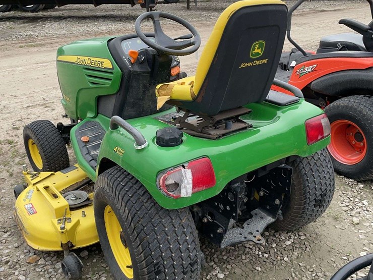 john-deere-x724-image-3