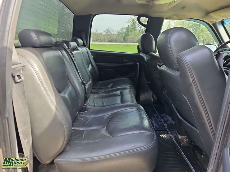 2004-gmc-sierra-2500hd-image-23
