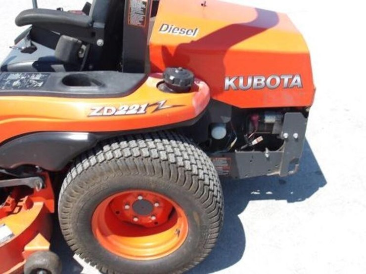 kubota-zd221-image-28