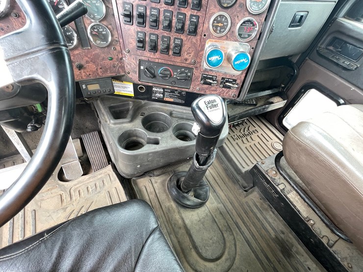 2002-international-9900i-image-50