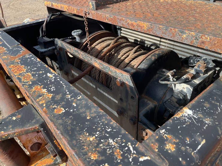 2002-freightliner-fl80-image-43