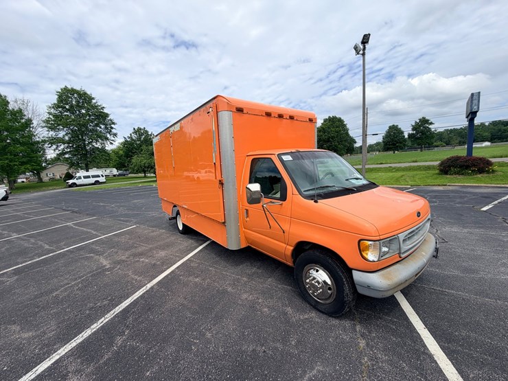 #24061-•-1998-ford-econoline-box-truck-image-14