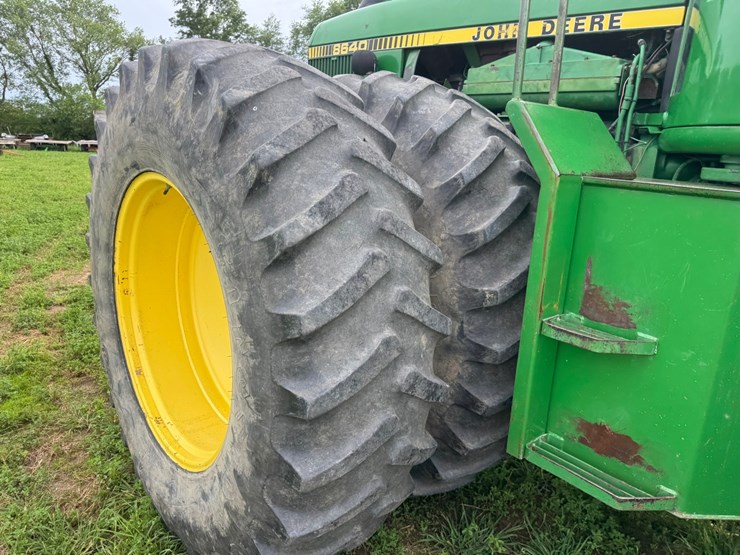 john-deere-8640-image-4