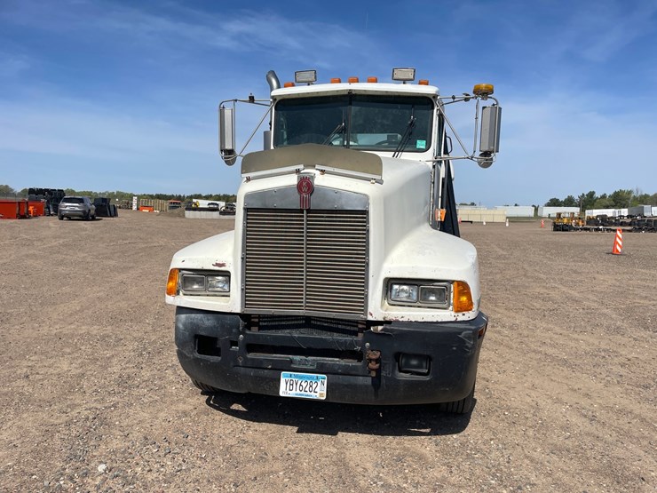 #1316-•-1987-kenworth-vac-truck-(has-mn-title)-image-5