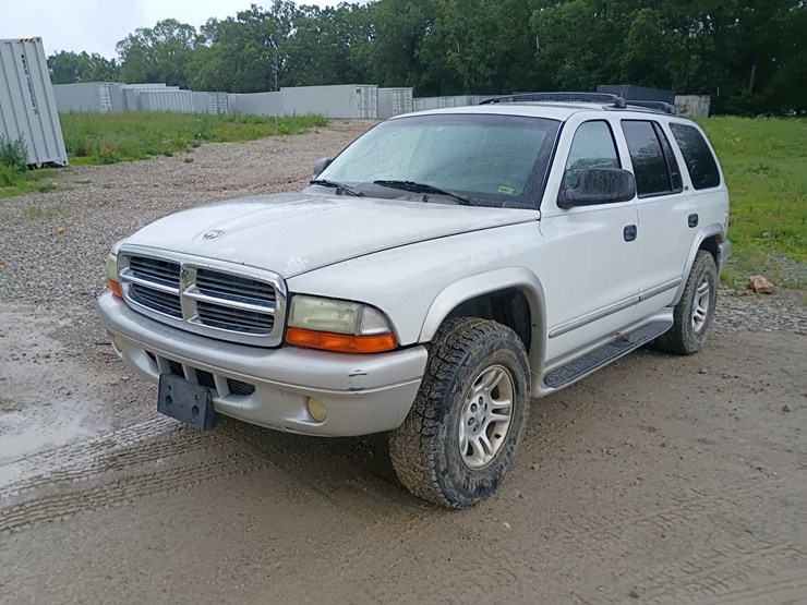 2002-dodge-durango-image-1