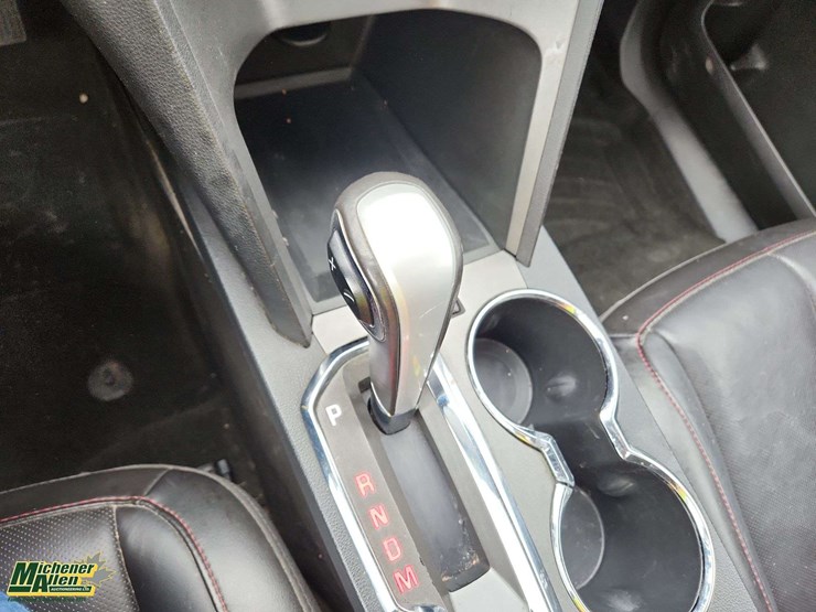 2013-gmc-terrain-slt-image-22