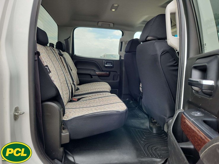 2017-gmc-sierra-2500hd-image-18