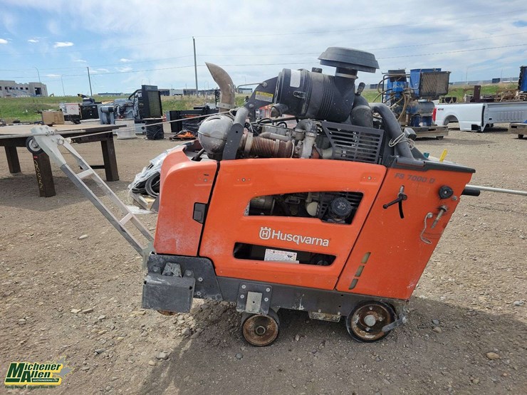 husqvarna-fs7000d-image-1
