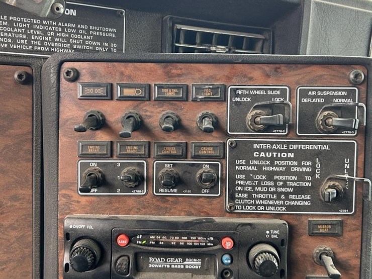 1999-kenworth-t600-image-20