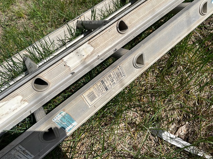 #2889-•-(2)-aluminum-ladders-(or)-image-4
