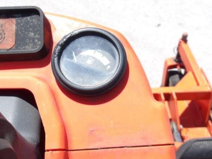 2006-kubota-f3680-image-17