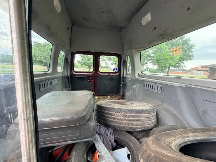 #24064-•-2007-ford-econoline-wagon-van-image-67