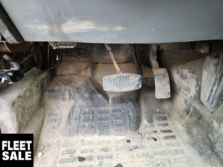2013-ford-f450-image-28