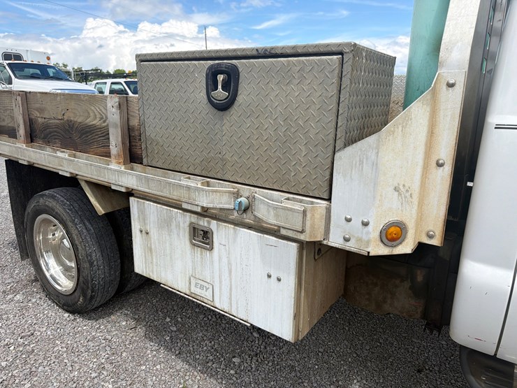 2013-ford-f450-image-11