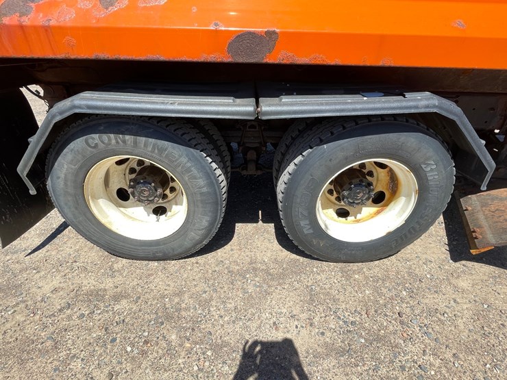 #1315-•-2008-sterling-dump-truck-(has-mn-title)-image-10