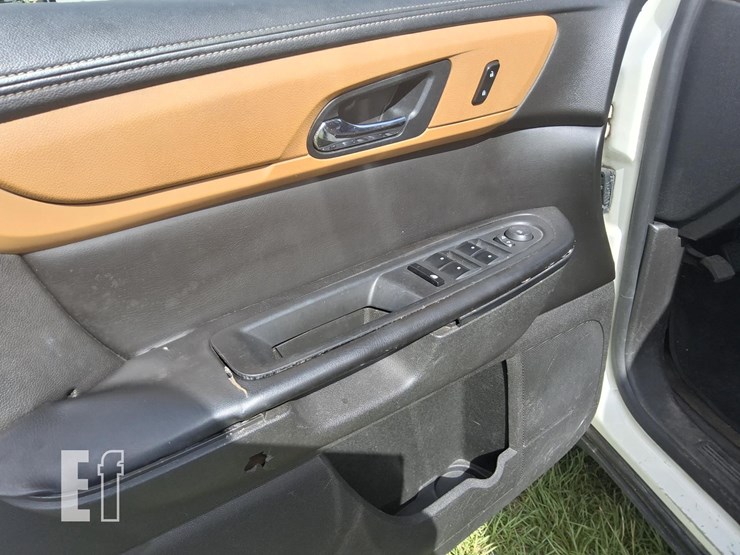 2014-chevrolet-traverse-image-15