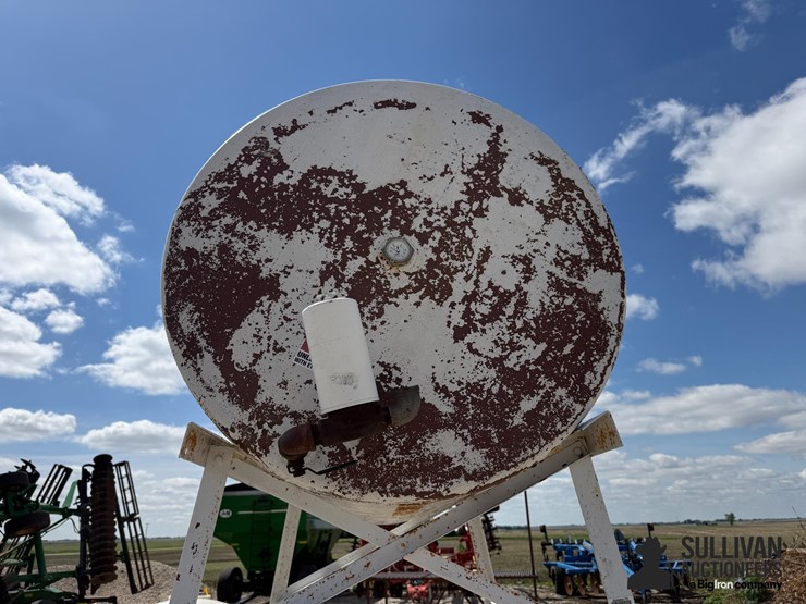 200-gal-gravity-feed-fuel-tank-image-8