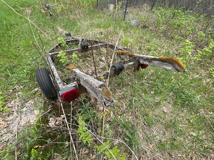 #2868-•-small-boat-trailer-(or)-image-4