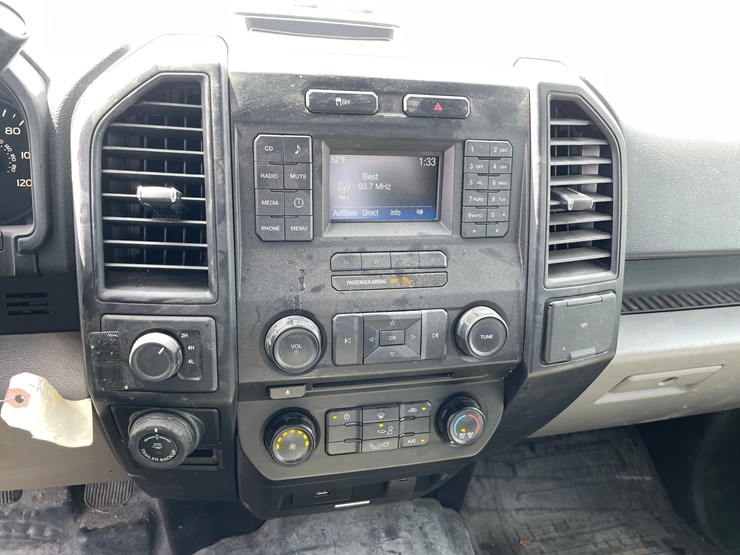 2015-ford-f150-image-21