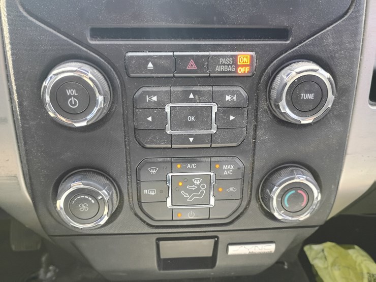 2014-ford-f150-image-41
