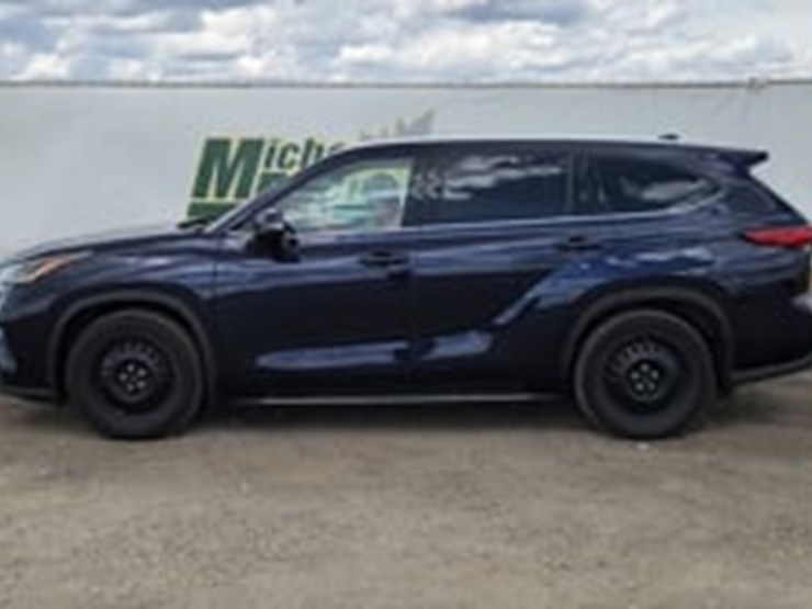 2023-toyota-highlander-image-5