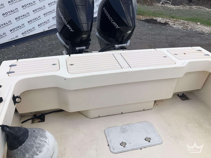 2013-parker-2501-center-console-28ft-boat-with-2000-float-on-30ft-t/a-boat-trailer-image-28
