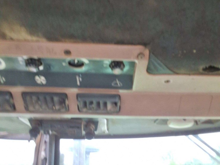 john-deere-8640-image-20