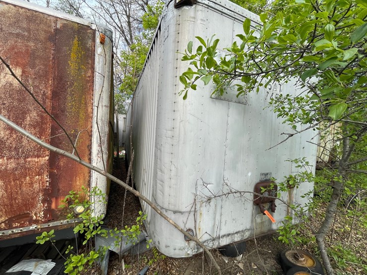 fruehauf-trailer-image-2