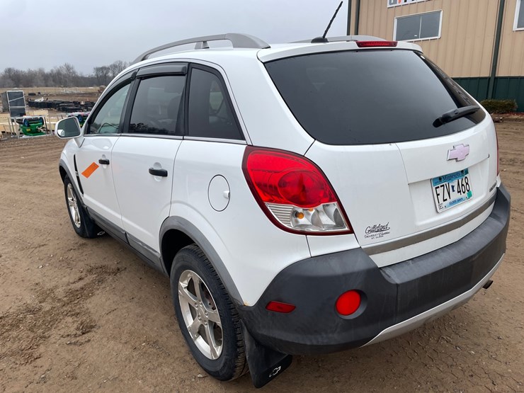 2012-chevrolet-captiva-image-2