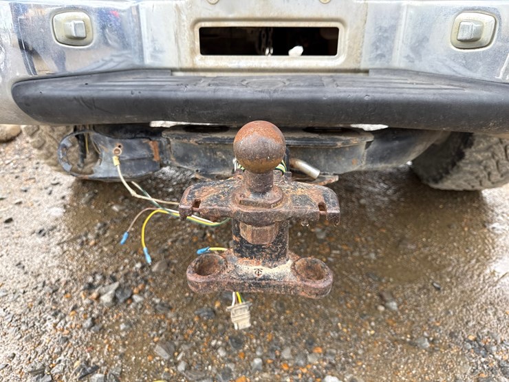 2005-nissan-titan-image-10