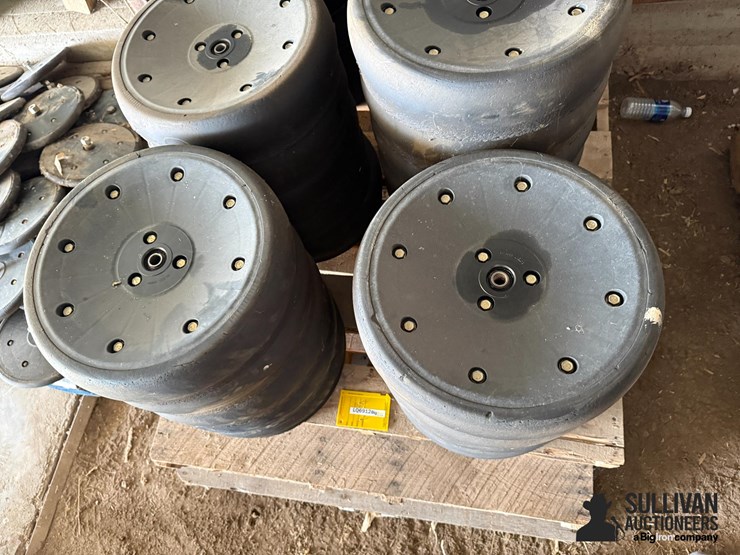 planter-gauge-wheels-image-4