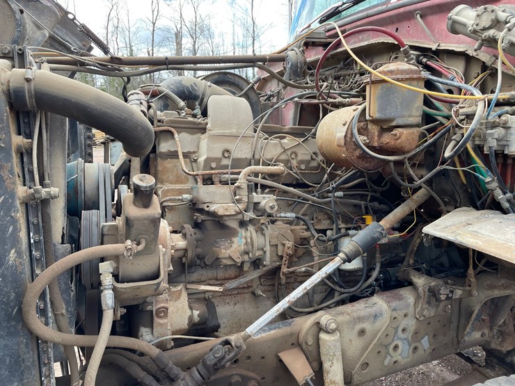 1980-ford-9000-image-59