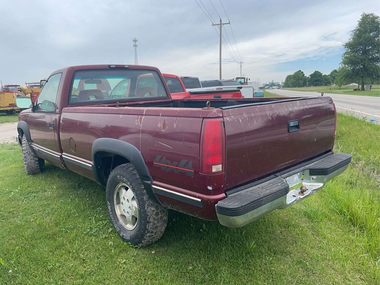 1994-chevrolet-k1500-image-3