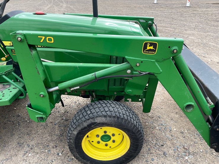 john-deere-790-image-11