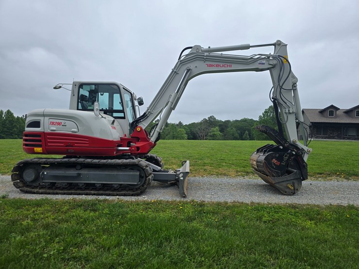2024-takeuchi-tb290-image-28