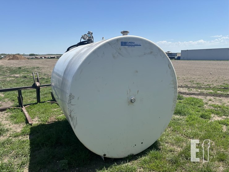 1000-gallon-fuel-tank-image-2