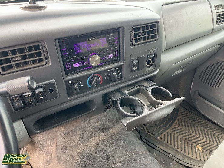 2009-ford-f750-image-18