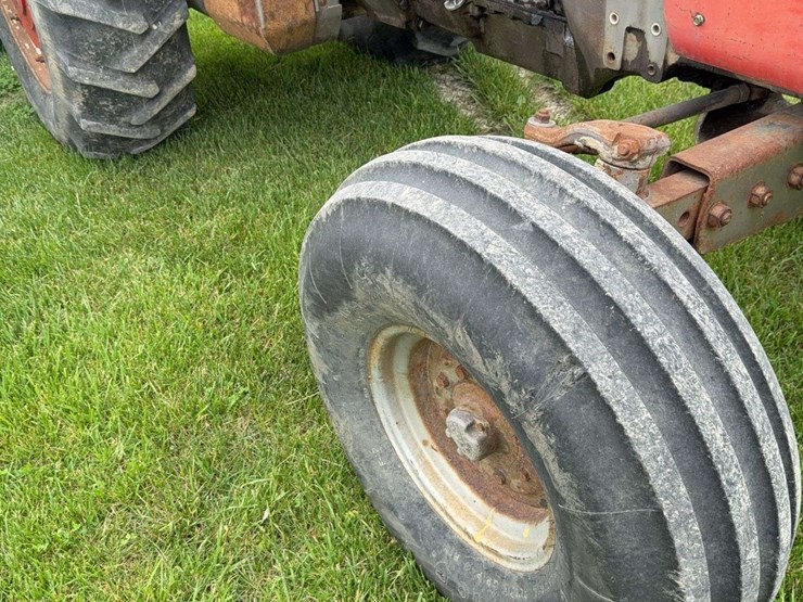 massey-ferguson-1105-image-3