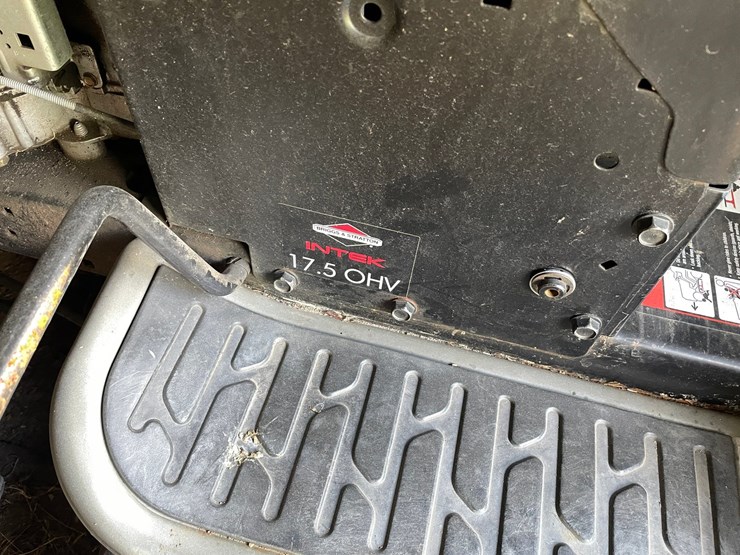 #2892-•-craftsman-riding-lawn-mower-(or)-image-3