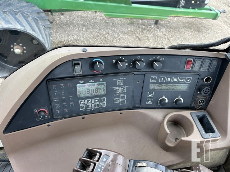 2004-john-deere-8220t-image-58