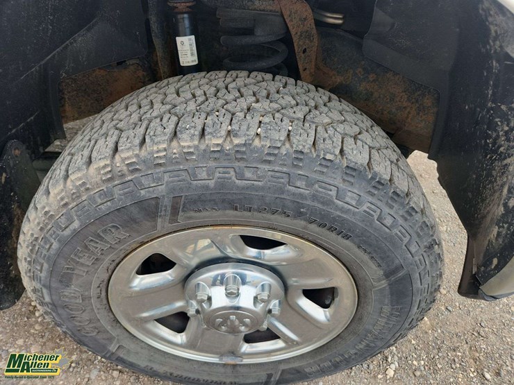 2017-dodge-2500-image-13