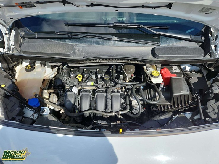 2022-ford-transit-connect-image-26