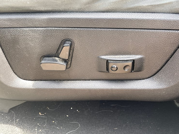 2016-dodge-ram-1500-image-31