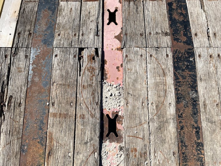 2001-kalyn-siebert-tilt-bed-image-31